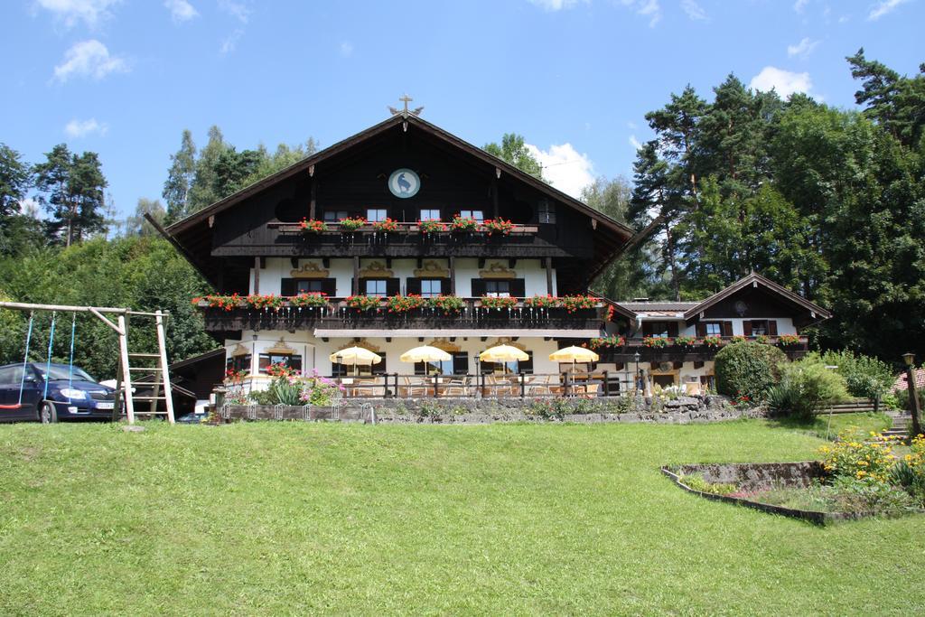 Pension Blauer Gamsbock Kiefersfelden Bagian luar foto